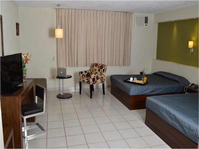 Hotel Terranova León Kültér fotó