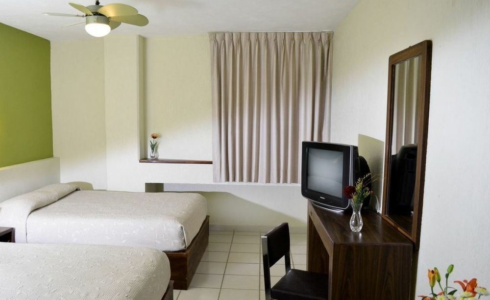 Hotel Terranova León Kültér fotó